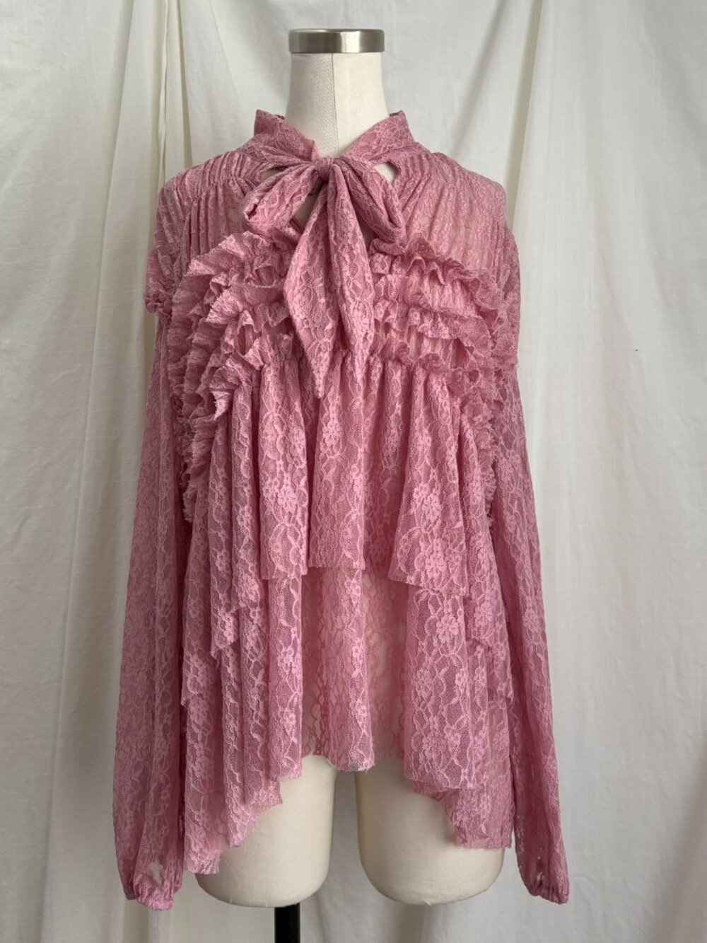 Pink Lace Ruffle Blouse L - Picture 2 of 8
